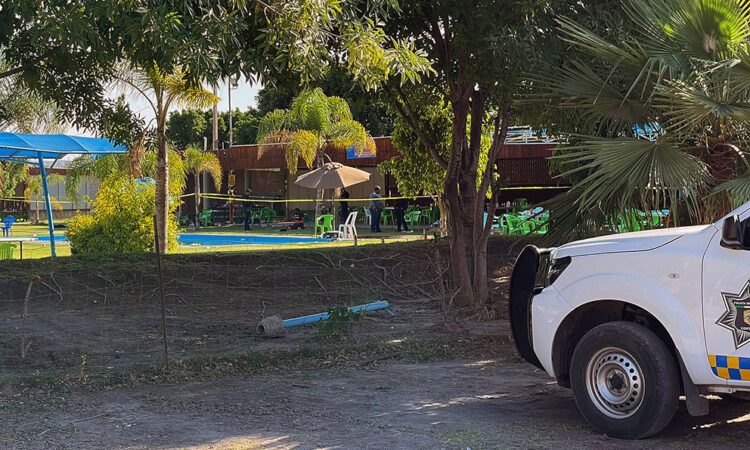 Masacre en balneario fue “ajuste de cuentas”, dice Diego Sinhué