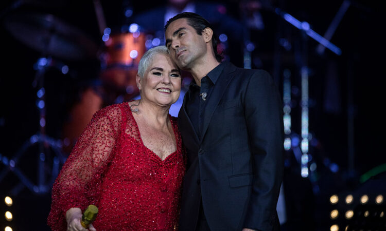 Lupita D’Alessio se despedirá de los escenarios de EU con 10 conciertos