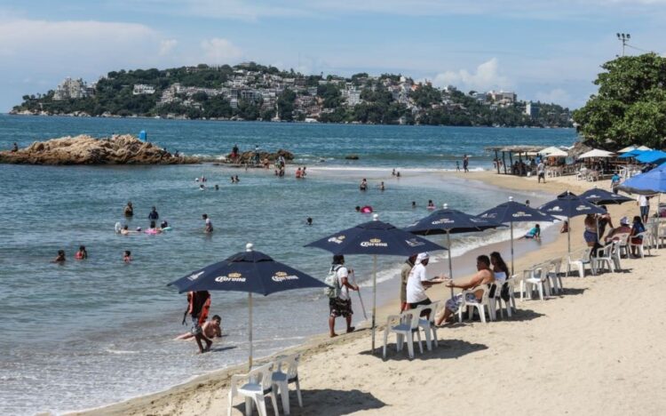 Aprueban reorientar recursos de turismo a empresa militar