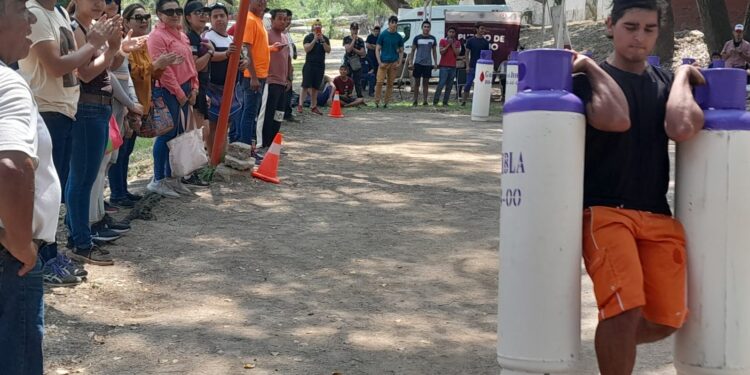 Es Roberto Ruiz, el nuevo Hombre Más Fuerte de Victoria