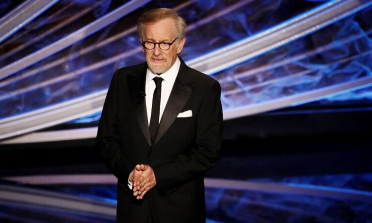 Steven Spielberg se arrepiente de haber adaptado E.T. para la sociedad moderna