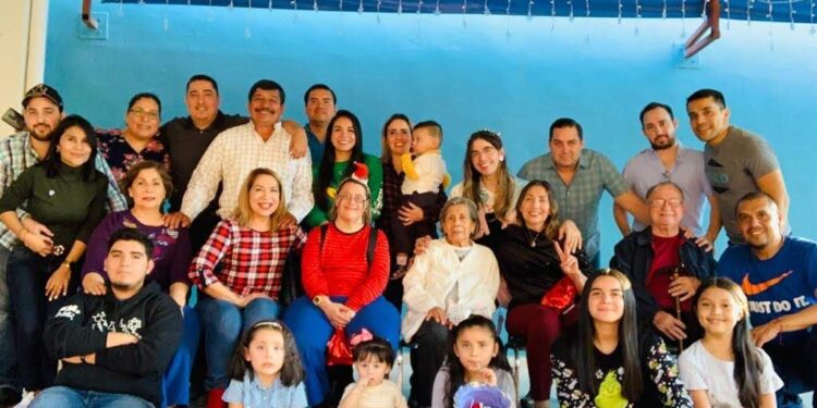 Felicidades a todas las mamás en su día, especialmente a Doña Conchita Salazar González