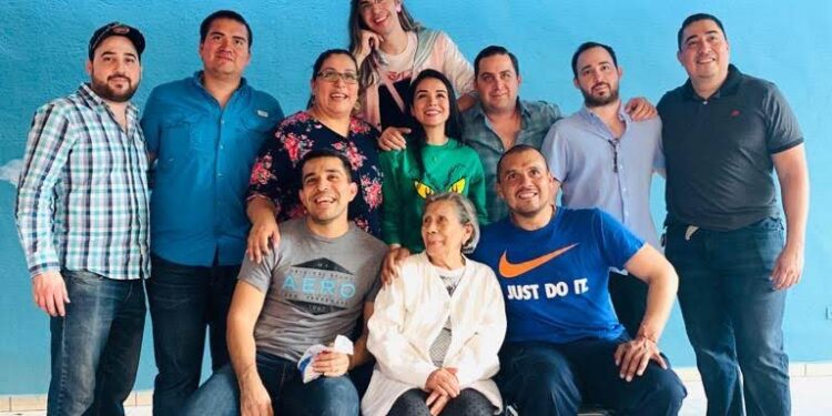 Felicidades a todas las mamás en su día, especialmente a Doña Conchita Salazar González