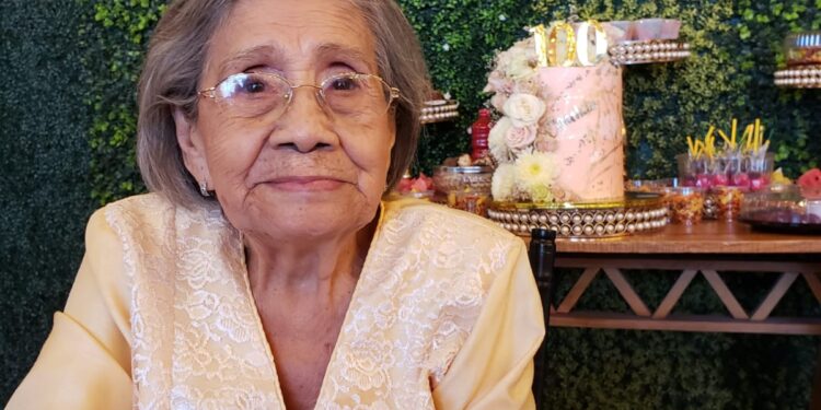 Felicidades a todas las mamás en su día, especialmente a Doña Conchita Salazar González