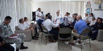 Orienta Ayuntamiento de Matamoros a migrantes sobre asilo político y humanitario en EU