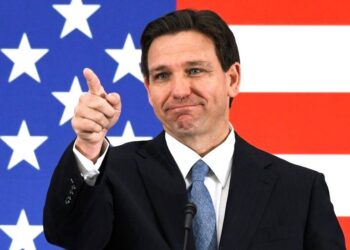 Inicia Ron DeSantis su carrera por presidencia de Estados Unidos