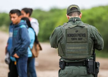 Aguardan 60 mil migrantes el fin del Titulo 42:PF