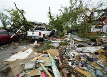 Tornado pega en Sur de Texas hay un muerto y 11 heridos