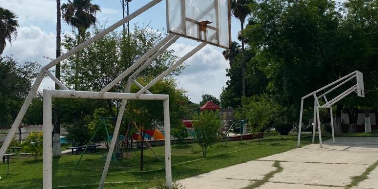 En deplorable estado Centro de Convivencia “Beatriz Anaya de Villarreal Guerra” en Victoria