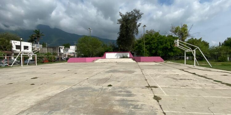 En deplorable estado Centro de Convivencia “Beatriz Anaya de Villarreal Guerra” en Victoria