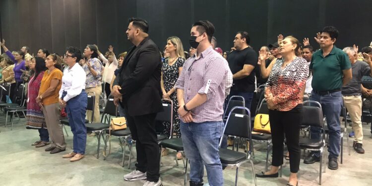 Van dos mil 500 victorenses a oración por la lluvia, acuden alcalde, obispo y pastores