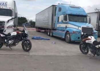 Muere por infarto chofer al bajar de trailer en ruta Victoria-Tula-SLP