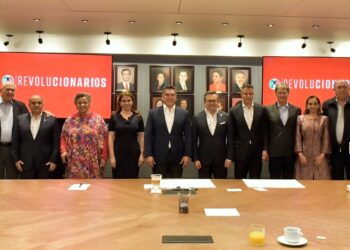 Dirigencia nacional del PRI se reúne con sus “corcholatas” presidenciales para 2024