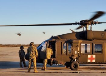 5 mil militares vigilan frontera Texas-México; Abbott