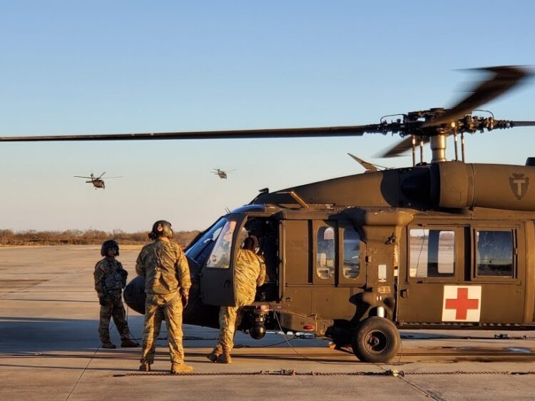 5 mil militares vigilan frontera Texas-México; Abbott