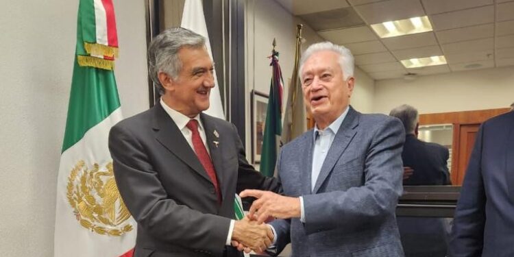 Gestiona Américo Villarreal recursos para salud, carreteras y campo de Tamaulipas