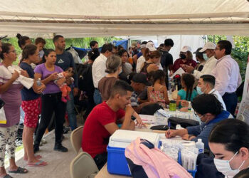 Realizan jornada de atención a migrantes en Matamoros