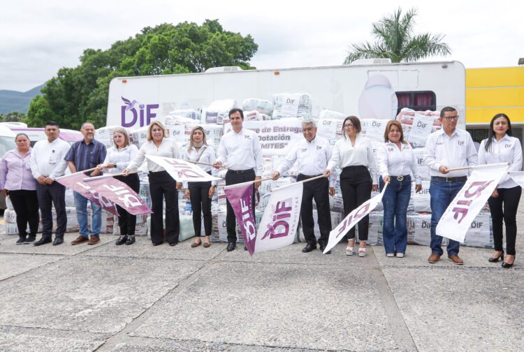 Entrega DIF Tamaulipas apoyos a DIF municipales para atención a personas con discapacidad 