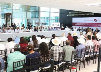 Realizan parlamento abierto para nueva Ley de Ganadería y omiten voces de productores