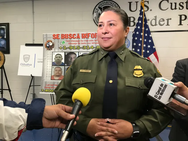 Decreta Brownsville emergencia por cruce de miles de migrantes