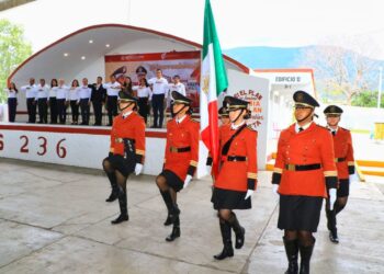 Inauguran en Victoria concurso DGETI 2023 de “bandas de guerra y escoltas de bandera”