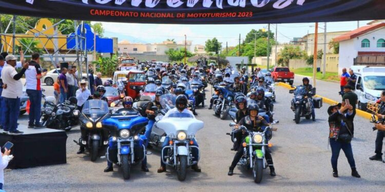 Recibe Victoria a 800 bikers en el Noveno Campeonato de Mototurismo
