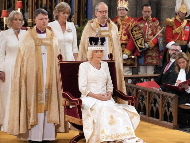 Camila es coronada como reina de Inglaterra