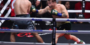 ‘Canelo’ Álvarez se impone por la ruta larga a John Ryder