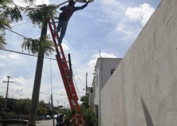 Denuncia alcalde de Victoria apagones en alumbrado público por manos extraños