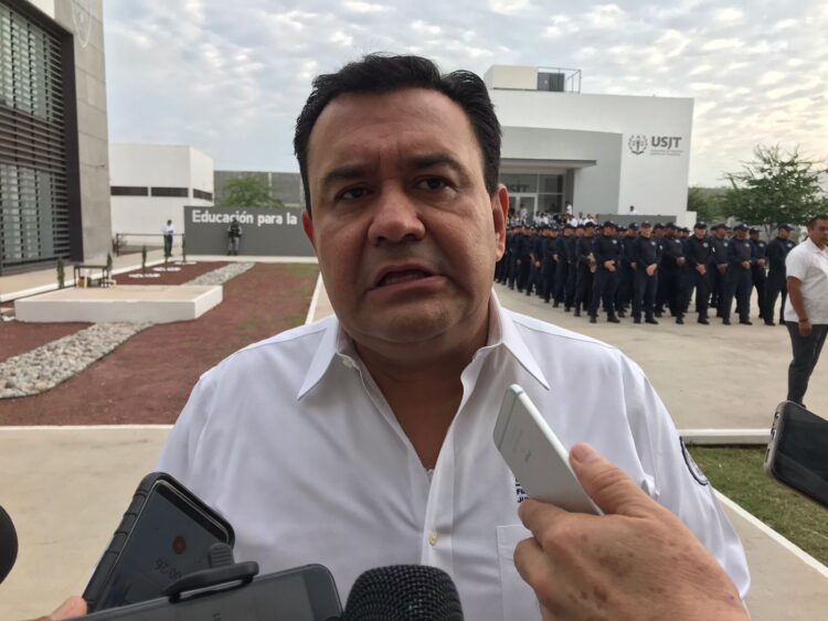 Van 20 detenidos por participar en bloqueos carreteros: Irving Barrios