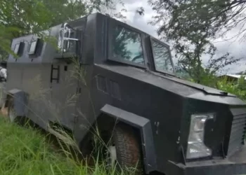 Fallecen dos militares tras volcarse unidad en Los Herrera