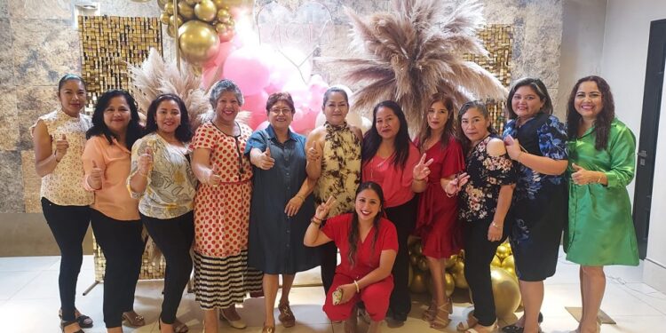 Reconoce la UAT a sus trabajadoras en festejo del Día de las Madres