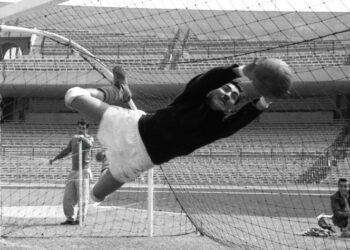 Murió Antonio la ‘Tota’ Carbajal, leyenda del futbol mexicano