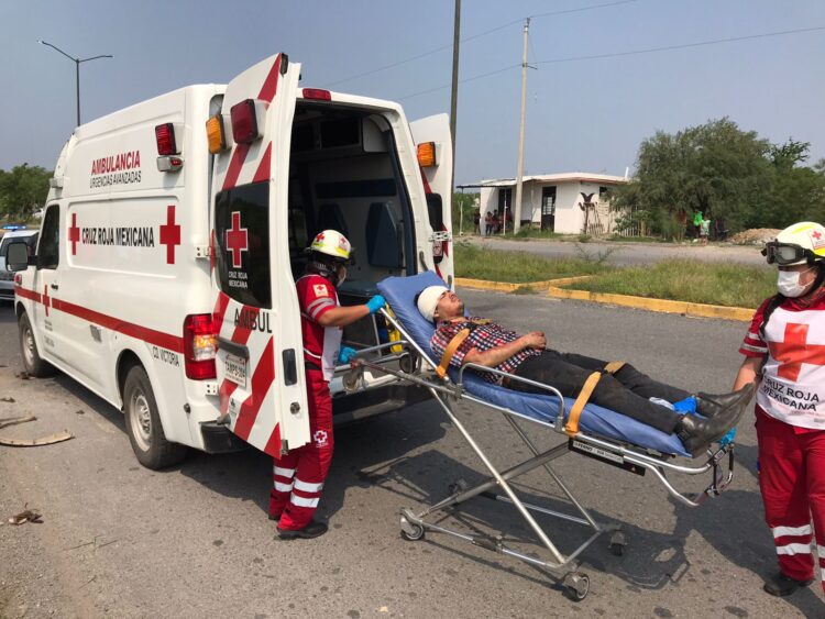 Termina en el lecho del río San Marcos ¡dentro de su auto!