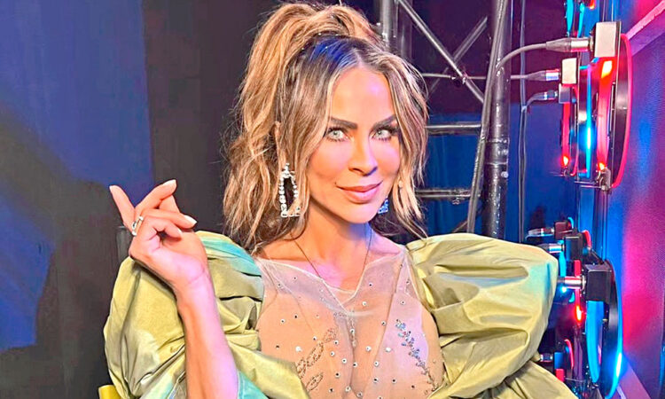 No me voy a morir: Aylín Mujica