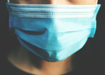 IMSS recomienda el cubrebocas en lugares cerrados y con alta afluencia