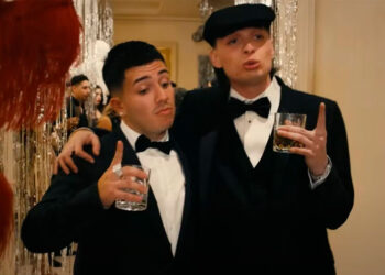 Peso Pluma deberá pagar a Eslabón Armado por cantar ‘Ella baila sola’