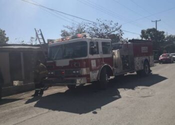 Muere asfixiado al arder vivienda por corto eléctrico, en Cd. Victora