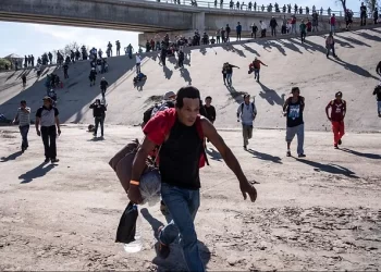 Descarta Ebrard deportaciones masivas