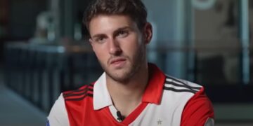 Lazio abre negociación para fichar a Santiago Giménez