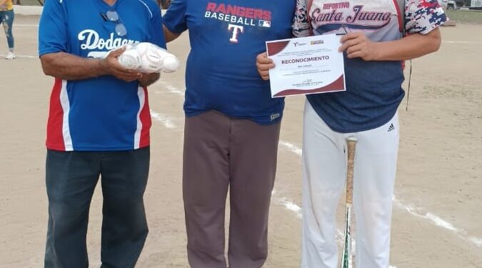 Gana Barranco Azul Torneo Cuadrangular de béisbol organizado por Deportes del Municipio