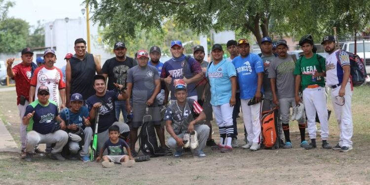 Gana Barranco Azul Torneo Cuadrangular de béisbol organizado por Deportes del Municipio