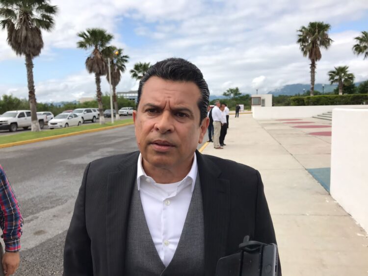 Pavimentarán calles en 32 colonias de Victoria