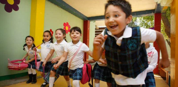 ¡Puente a la vista! protestan padres de familia por nueva suspensión de clases