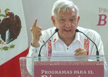 Ya no es tiempo de ‘cargadas’, afirma López Obrador