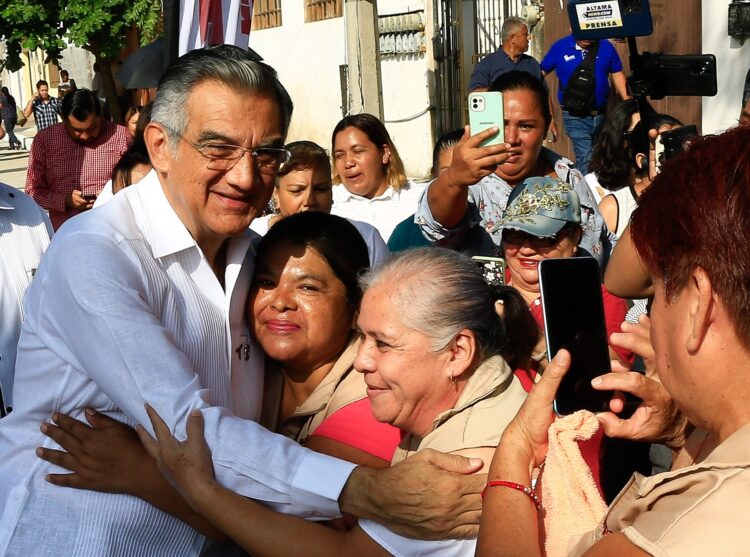 Agradecen respaldo al gobernador en la colonia Américo Villarreal Guerra