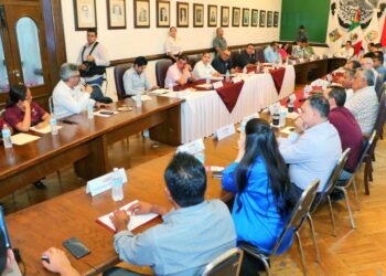 Atiende Alcalde de Victoria denuncias ciudadanas en Mesa de Seguridad.