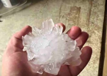 Reportan caída de granizo del tamaño de pelota de beisbol  en Arkansas y Texas