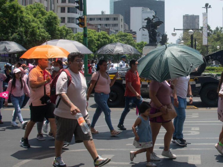 Ssa reporta 8 muertes por tercera ola de calor en México