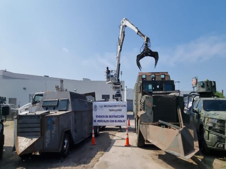 FGR destruye 14 vehículos ‘monstruos’ blindados en Reynosa, Tamaulipas